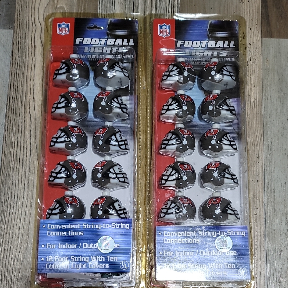 NFL Tampa Bay Buccaneers Football Helmet String Lights - Red and Black